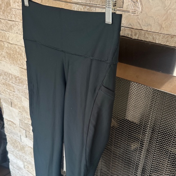 Athleta Dark Green Interval Stash High Rise 7/8 Legging, sz medium - Picture 3 of 7